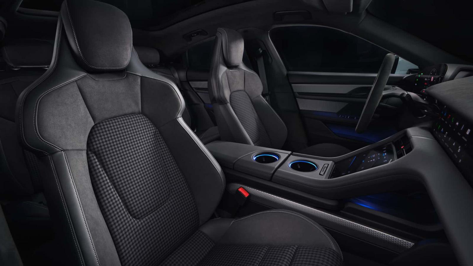 Η Porsche εργάζεται ήδη για την δεύτερη γενιά της Taycan